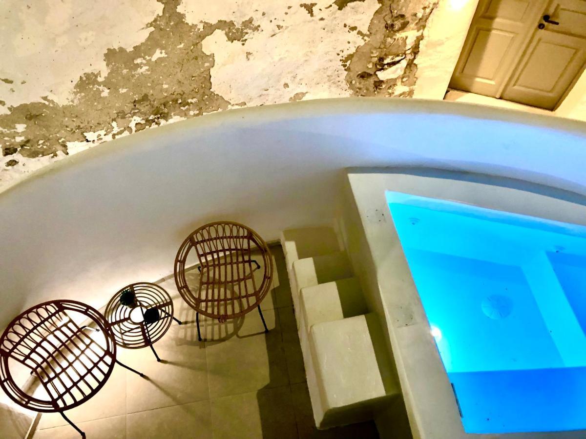 Oldtown Suites Fira Eksteriør bilde